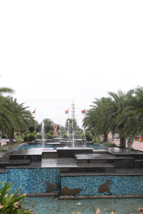 Tivoli Royal Palace Janauli 외부 사진